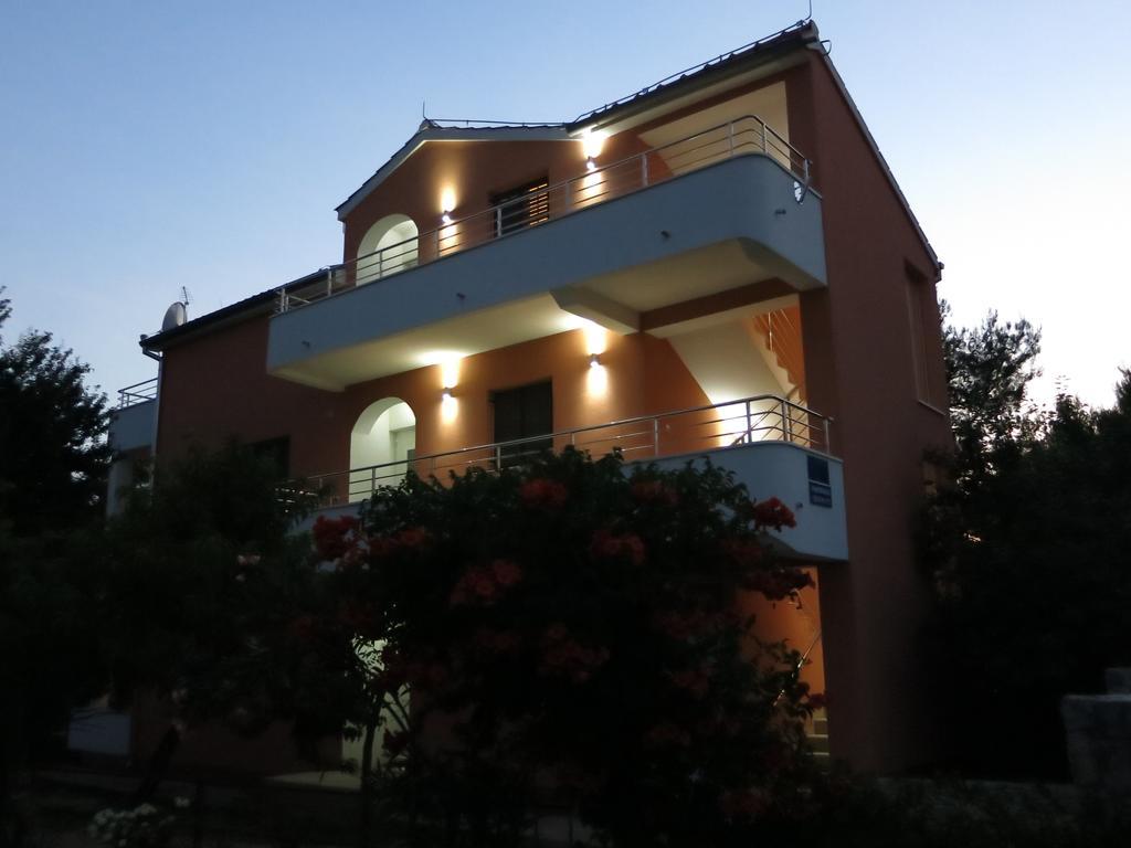 Apartment Mario Srima Kültér fotó